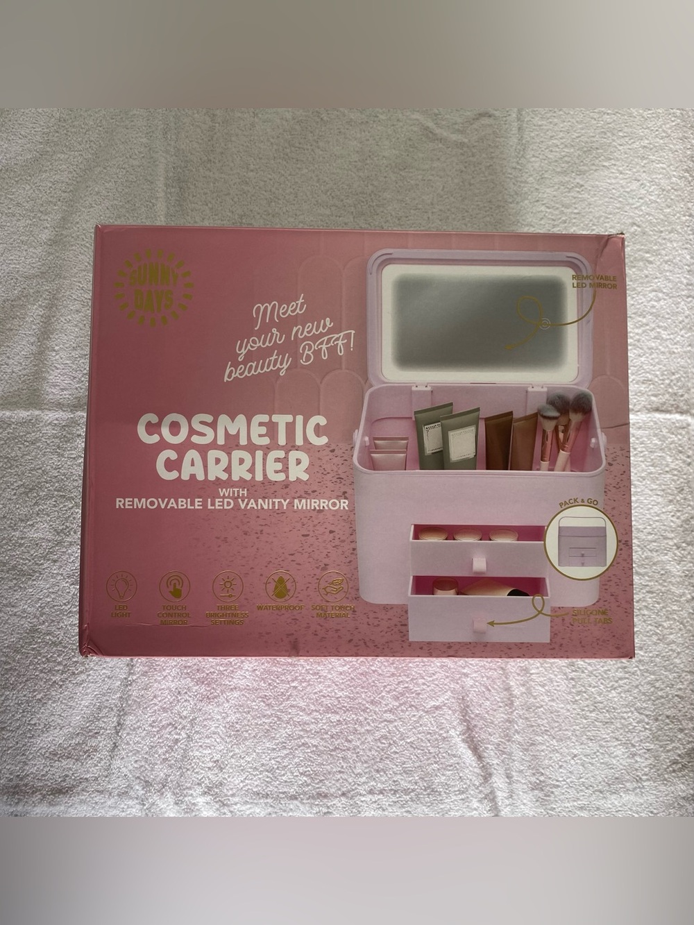 Sunny Days Cosmetic Carrier with Removable LED Vanity Mirror